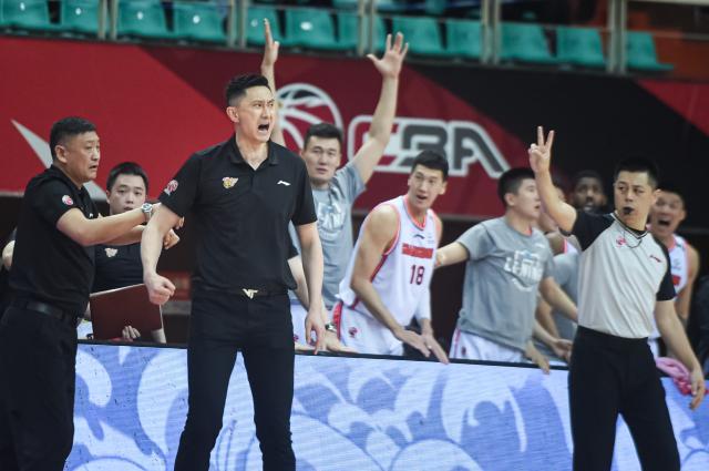 博鱼-京粤大战又见大逆转!冠军倒下之前,依旧还是冠军