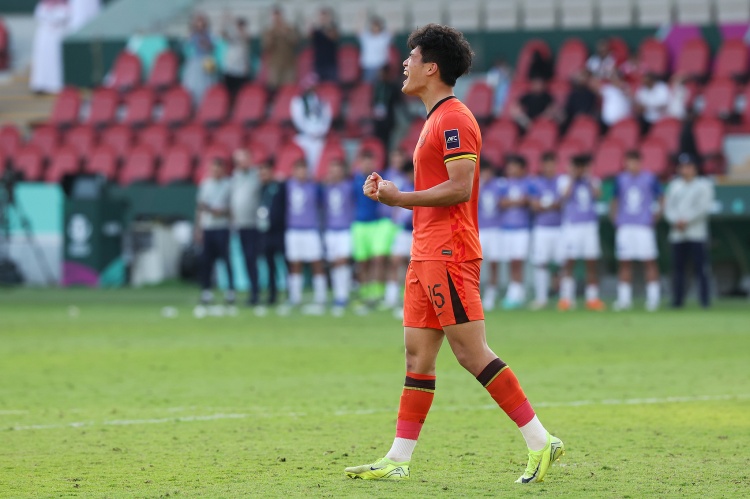 博鱼体育-彭啸：希望接下来两场比赛全胜 有一天能为成年国家队效力